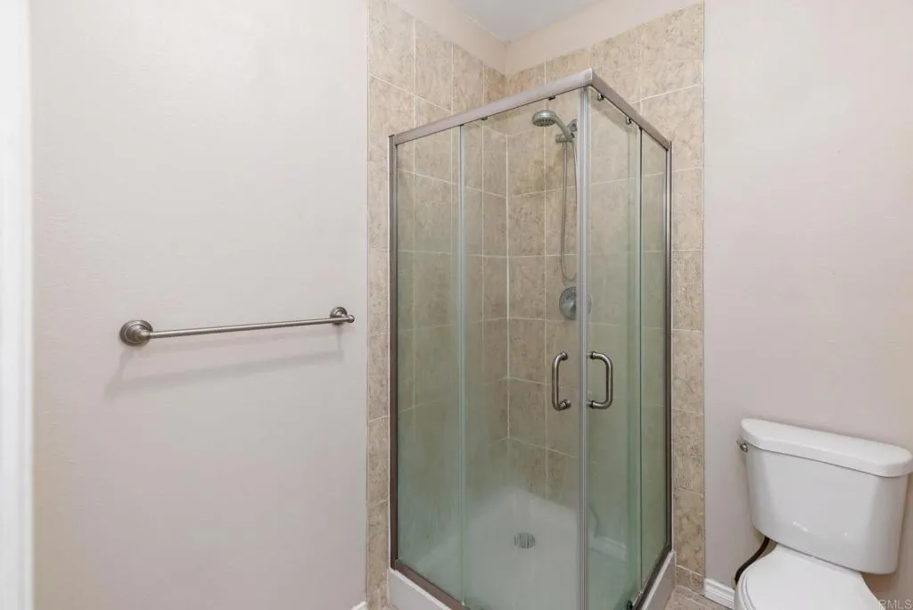 https://cdn.realtyfeed.com/cdn/127/306564561/9788193c5ae95bb5cf7395a0ae48d75c.webp