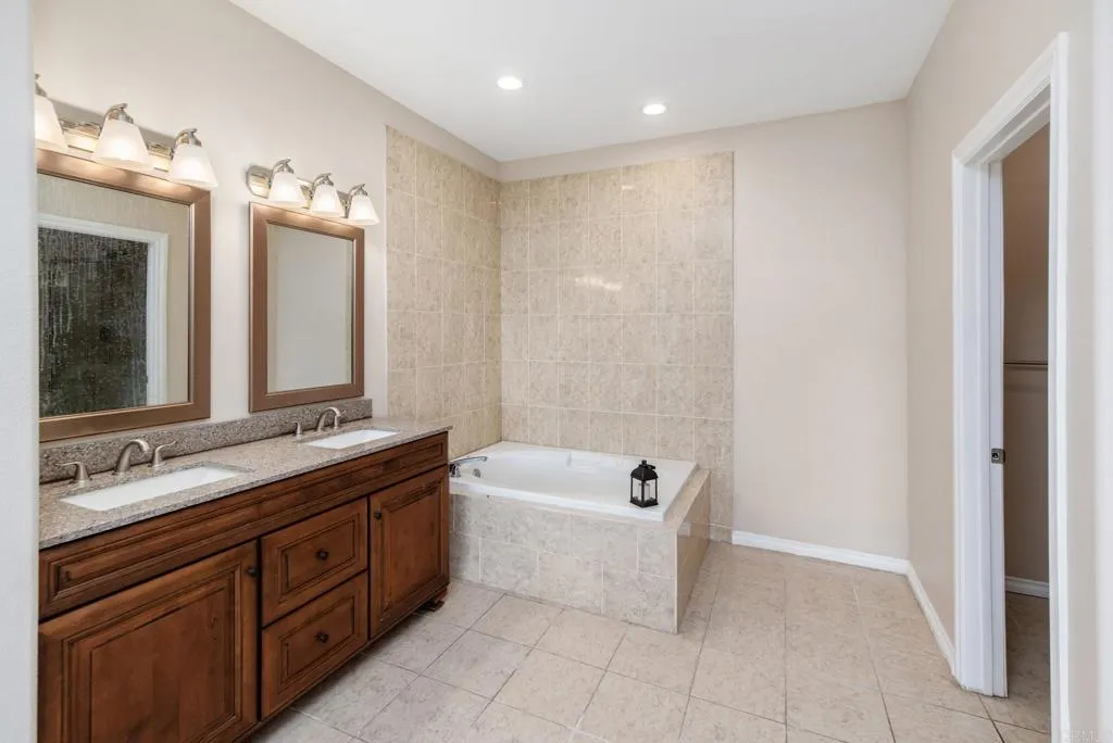 https://cdn.realtyfeed.com/cdn/127/306564561/e2234c01a46308f15dbb6139776098de.webp