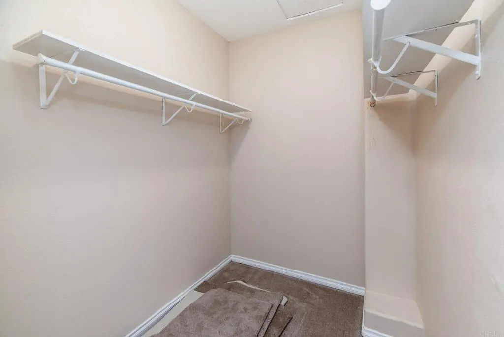 https://cdn.realtyfeed.com/cdn/127/306564561/e6f2bb993cbbe7e1bb16146e80061f1e.webp