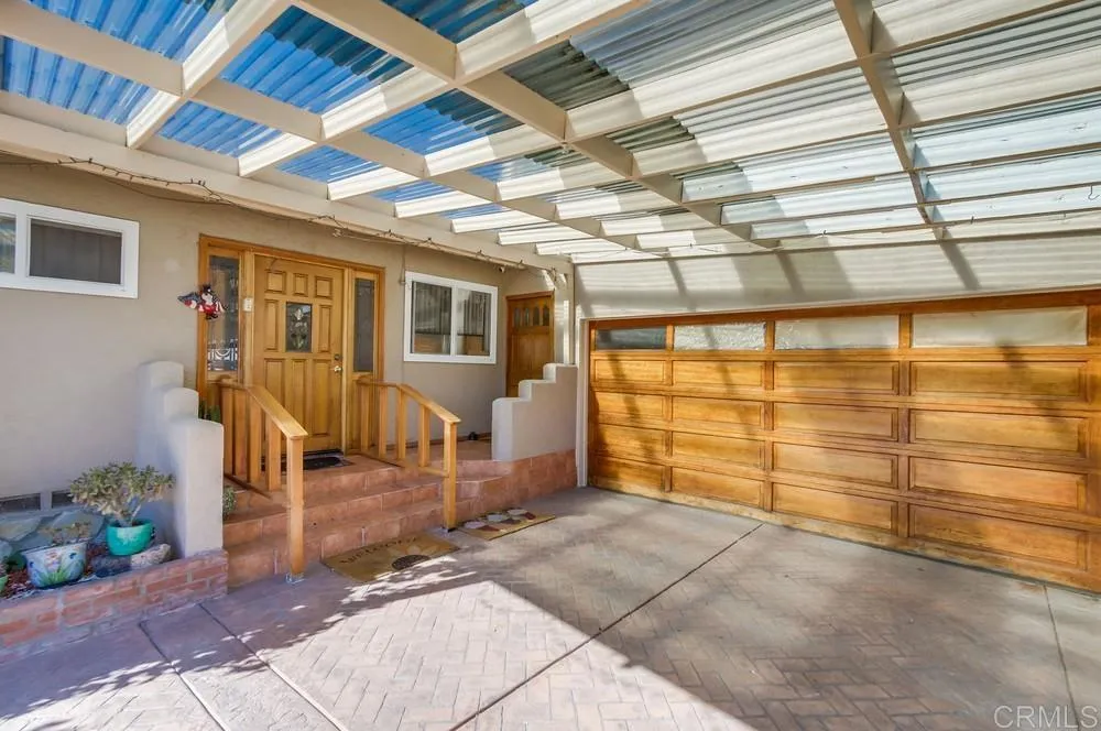 https://cdn.realtyfeed.com/cdn/127/306564572/857e6a5e00fb292bae5f40ab125248aa.webp