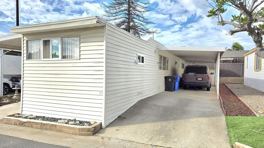 https://cdn.realtyfeed.com/cdn/127/306564589/1025e3eaa299714b3ac99e254a60454b.webp