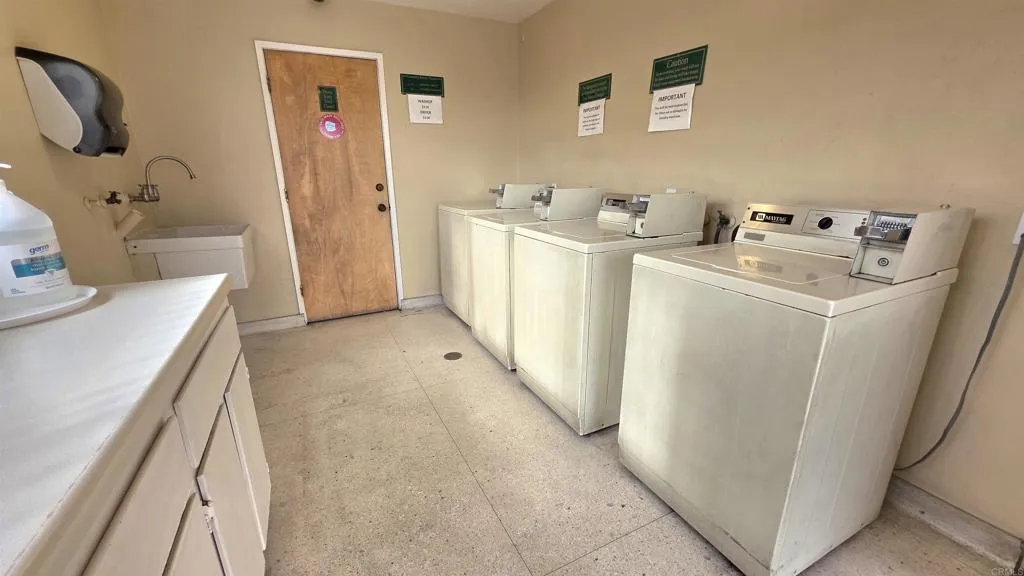 https://cdn.realtyfeed.com/cdn/127/306564589/23f27372c18d0c406bbad778fa5e2b9a.webp