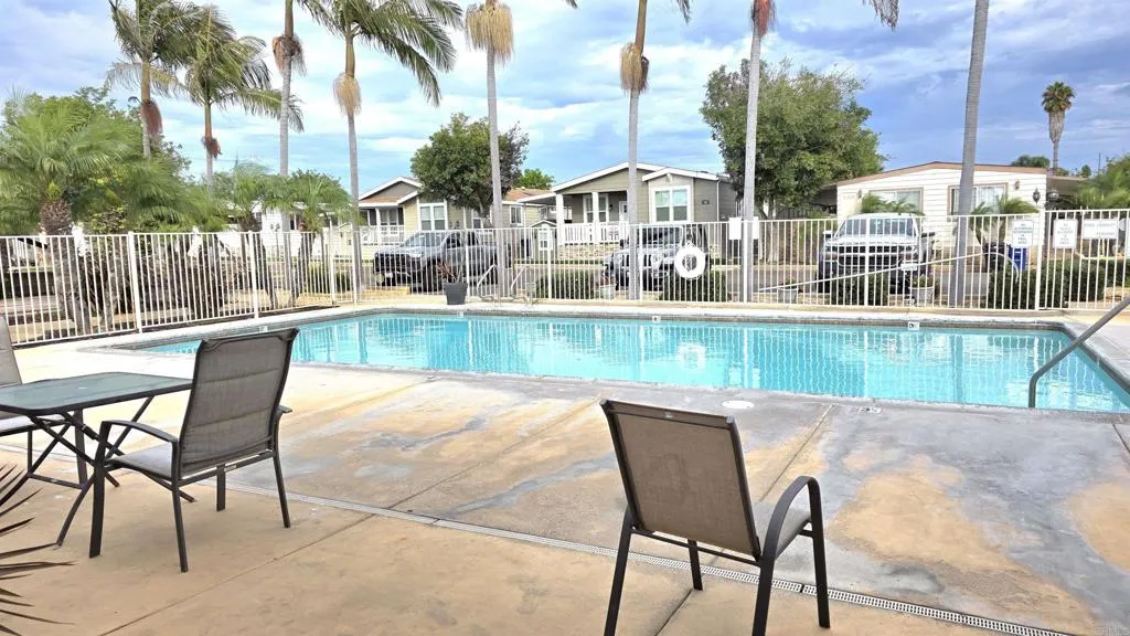 https://cdn.realtyfeed.com/cdn/127/306564589/3d9cfc48108f9b3ae087d5e1f30724e0.webp