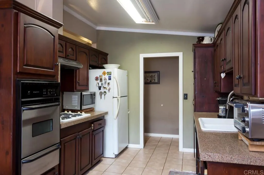 https://cdn.realtyfeed.com/cdn/127/306564604/8189fa6ba61f5b40323b9be3cce4c40a.webp