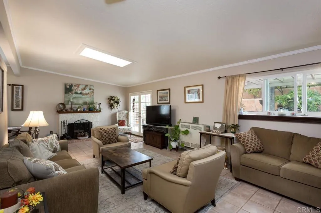 https://cdn.realtyfeed.com/cdn/127/306564604/d11f934786c37146c295832e935a1034.webp