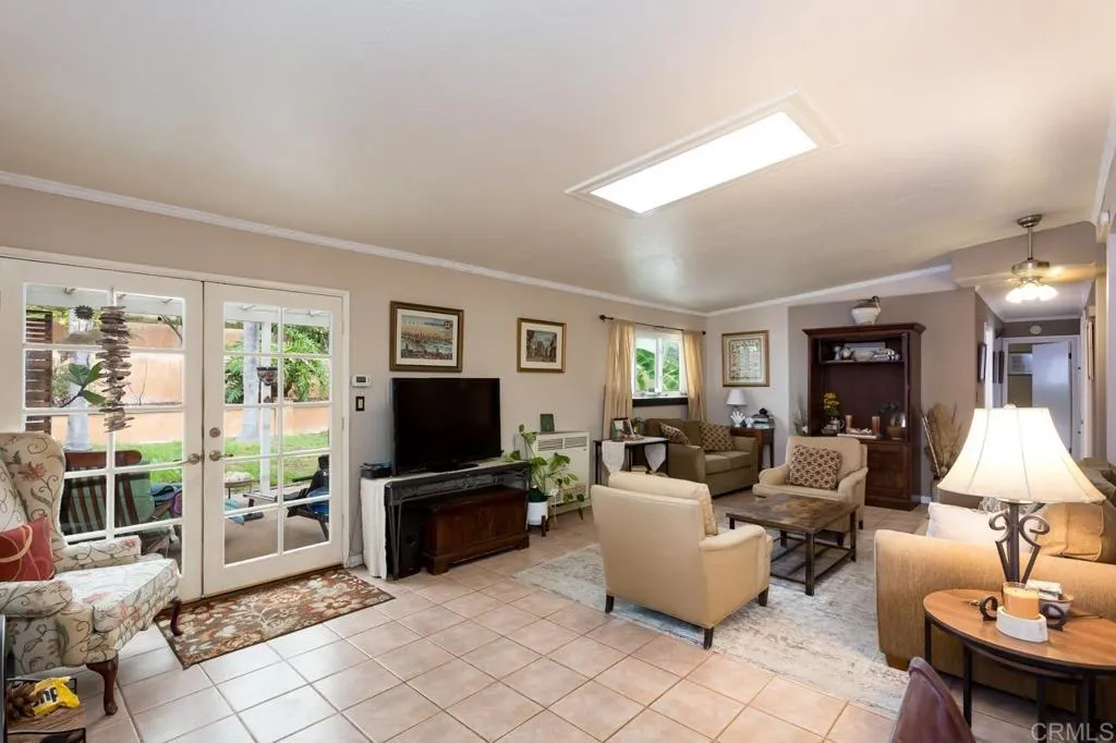 https://cdn.realtyfeed.com/cdn/127/306564604/f5525d7d4605184c2ba616c0dd371e31.webp