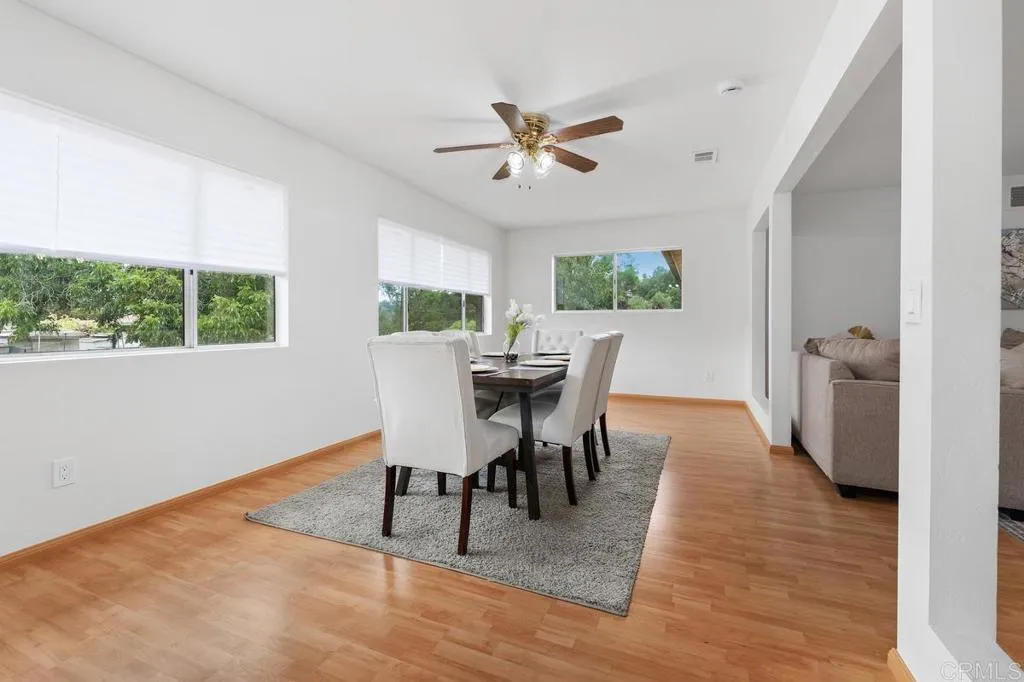 https://cdn.realtyfeed.com/cdn/127/306564687/2a9d2495893c6f53c1adb6574cceae5b.webp