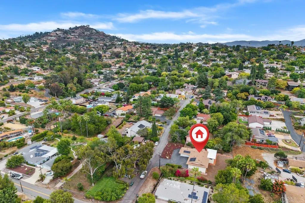 https://cdn.realtyfeed.com/cdn/127/306564687/c0ab7dc2ac52371e83369913312e1129.webp