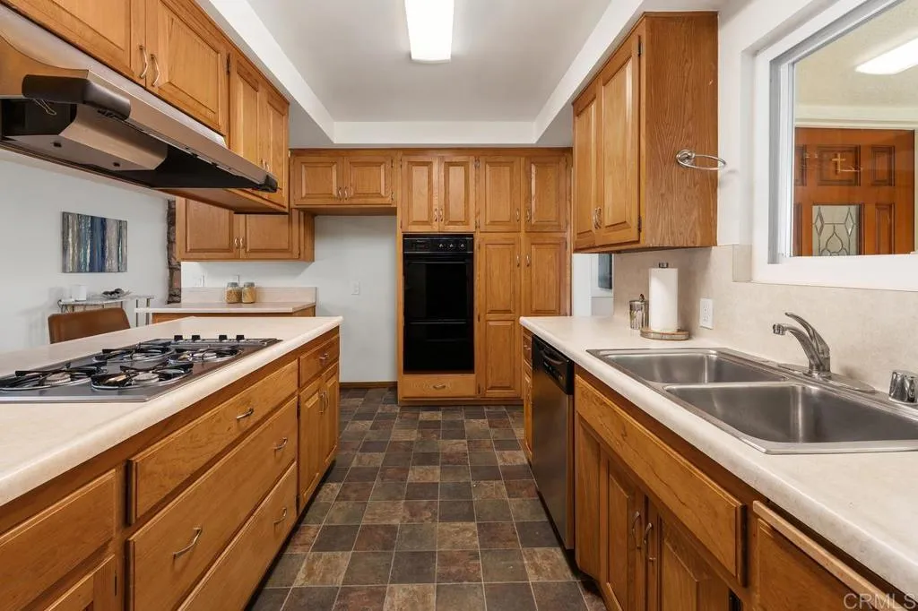 https://cdn.realtyfeed.com/cdn/127/306564687/c130e42097f3416ff959e48951a990f6.webp