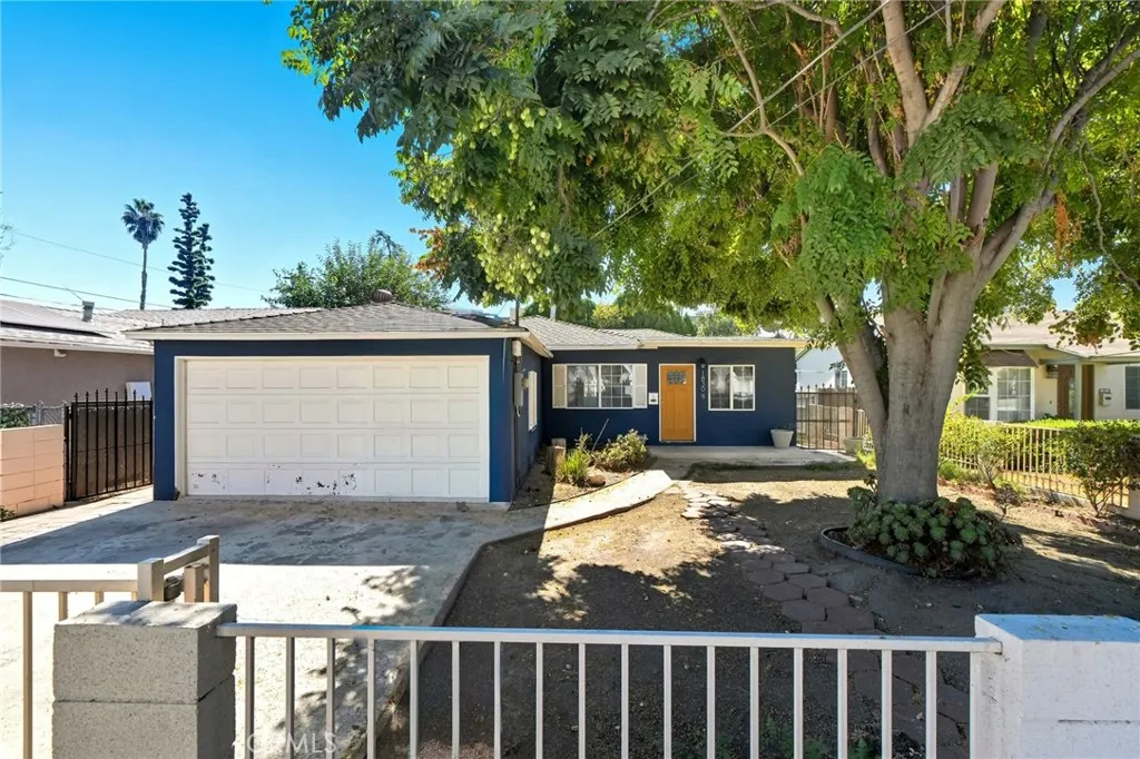 Northridge, CA 91325