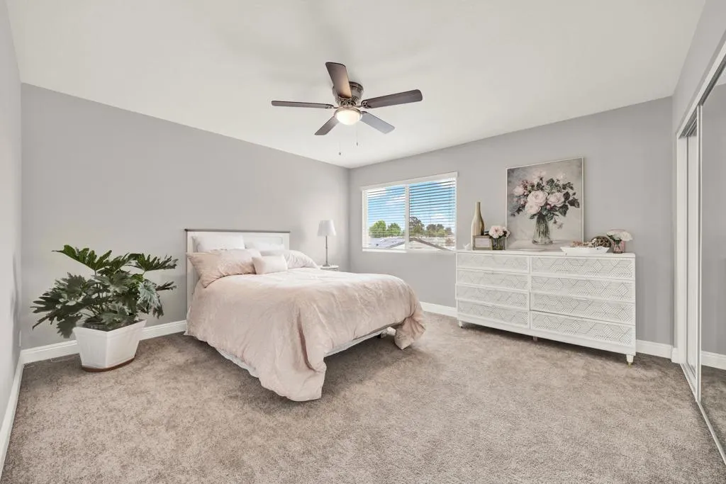 https://cdn.realtyfeed.com/cdn/127/306564747/18562409ee967d938fe22aac092d371d.webp