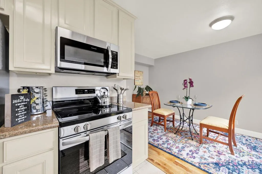 https://cdn.realtyfeed.com/cdn/127/306564747/6d6e0b4d7a92f1ddb1072e9147180a2f.webp
