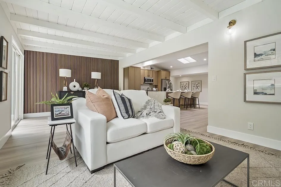 https://cdn.realtyfeed.com/cdn/127/306564789/04ad02534b5aa36b7c21f6c1d5a86a3b.webp