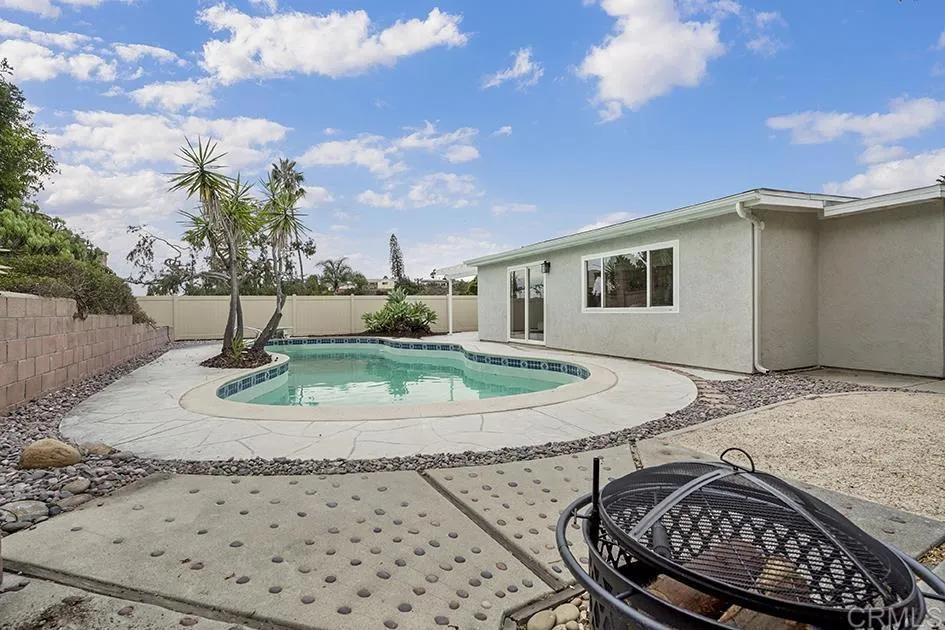 https://cdn.realtyfeed.com/cdn/127/306564789/dd4130e5f8c3298b249252aa08c0e6b6.webp