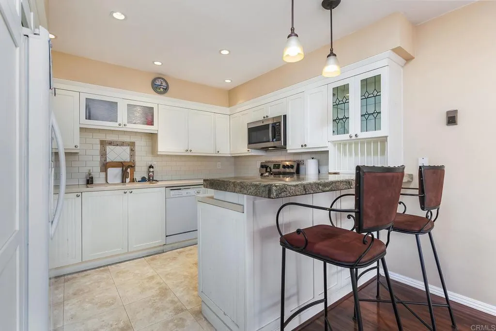 https://cdn.realtyfeed.com/cdn/127/306564830/2e219d452d79a17255018e9f8fe23573.webp