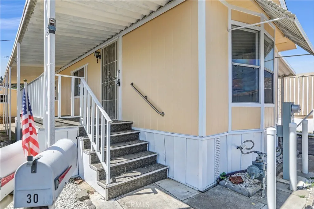 https://cdn.realtyfeed.com/cdn/127/306564832/1b432fe28e81bdbe4834b7f9781ded61.webp
