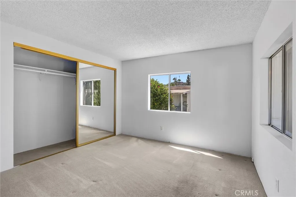 https://cdn.realtyfeed.com/cdn/127/306564832/79a0121d7c2da27926ca42674bdf78c2.webp