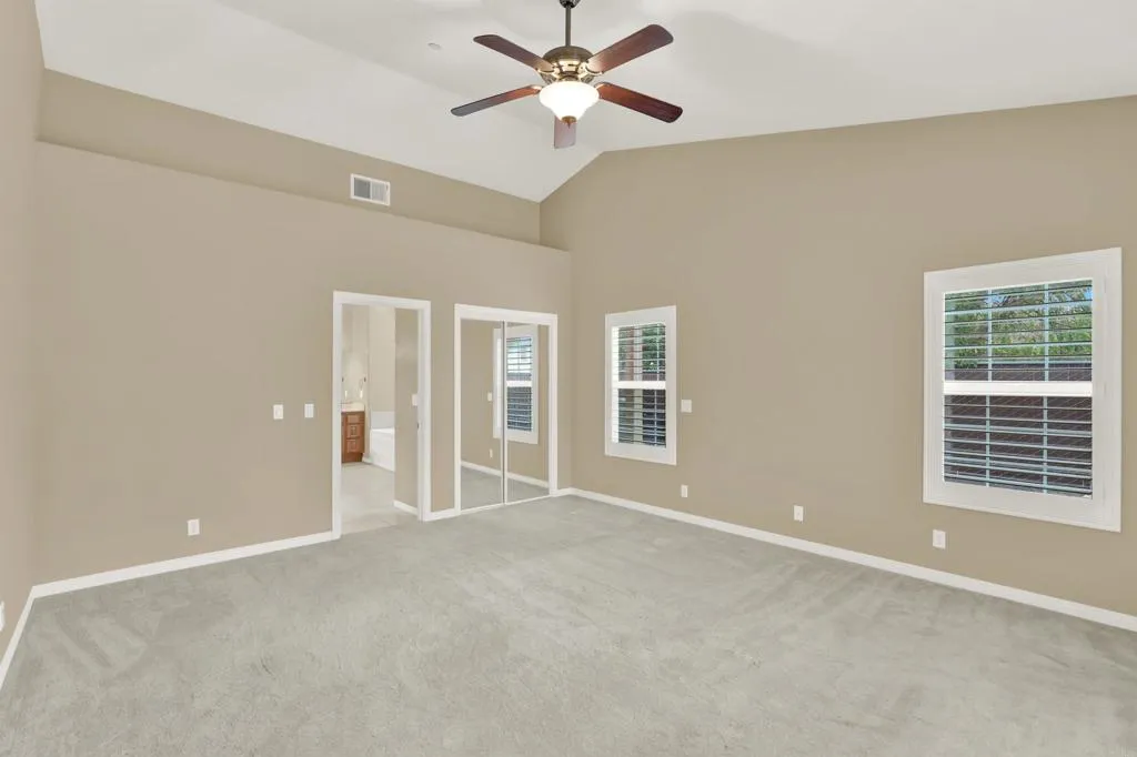https://cdn.realtyfeed.com/cdn/127/306564850/13c6666ba11e659bcd63d202aa3818cf.webp