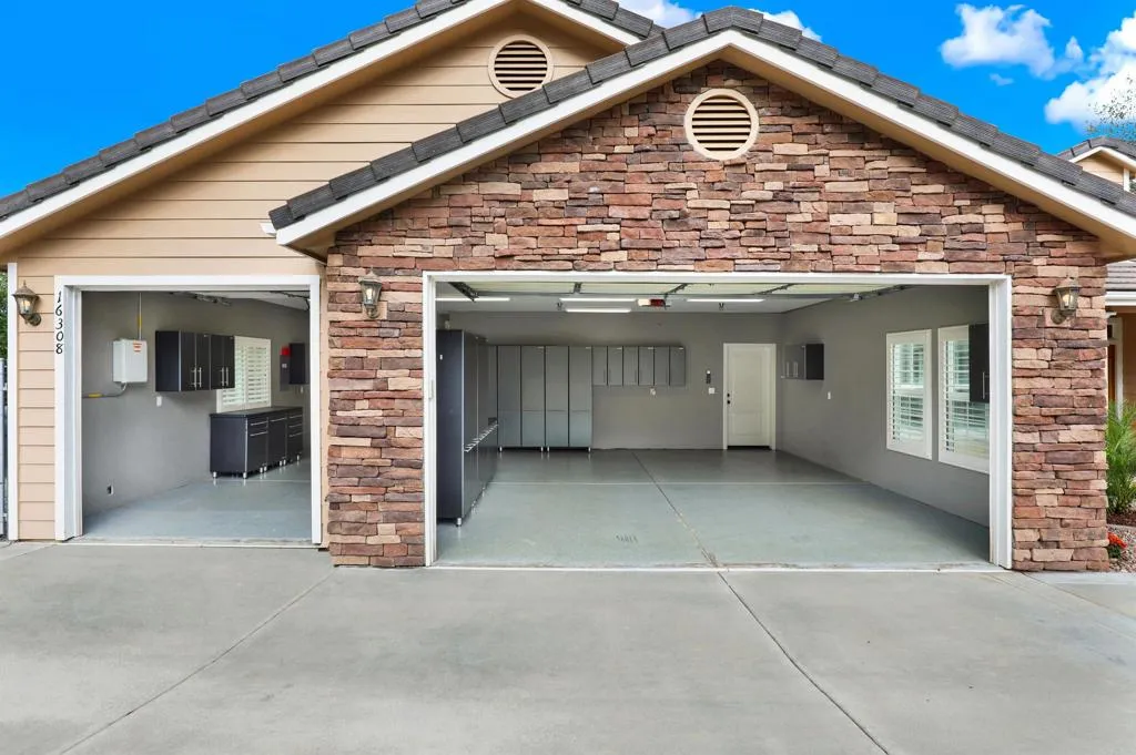 https://cdn.realtyfeed.com/cdn/127/306564850/58ae633ae84fb06aa85097601da80f92.webp
