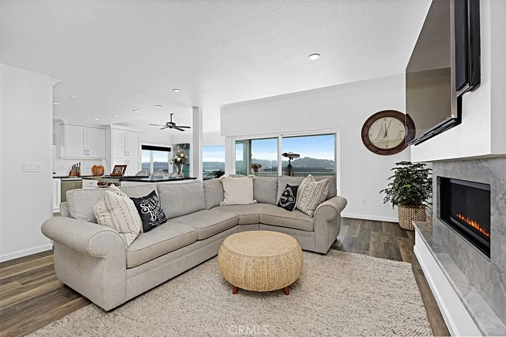 https://cdn.realtyfeed.com/cdn/127/306564958/72b96c01411c6990df5d923fe1e61709.webp