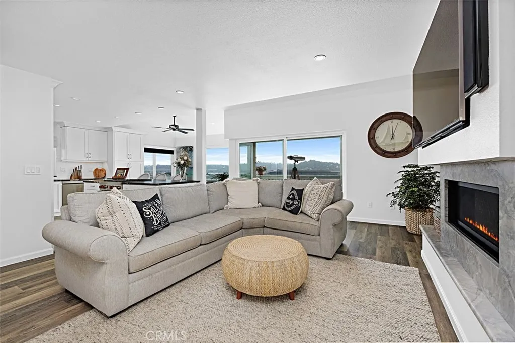 https://cdn.realtyfeed.com/cdn/127/306564958/d9e8b8d3307287afd3d2f3c7b93424ff.webp