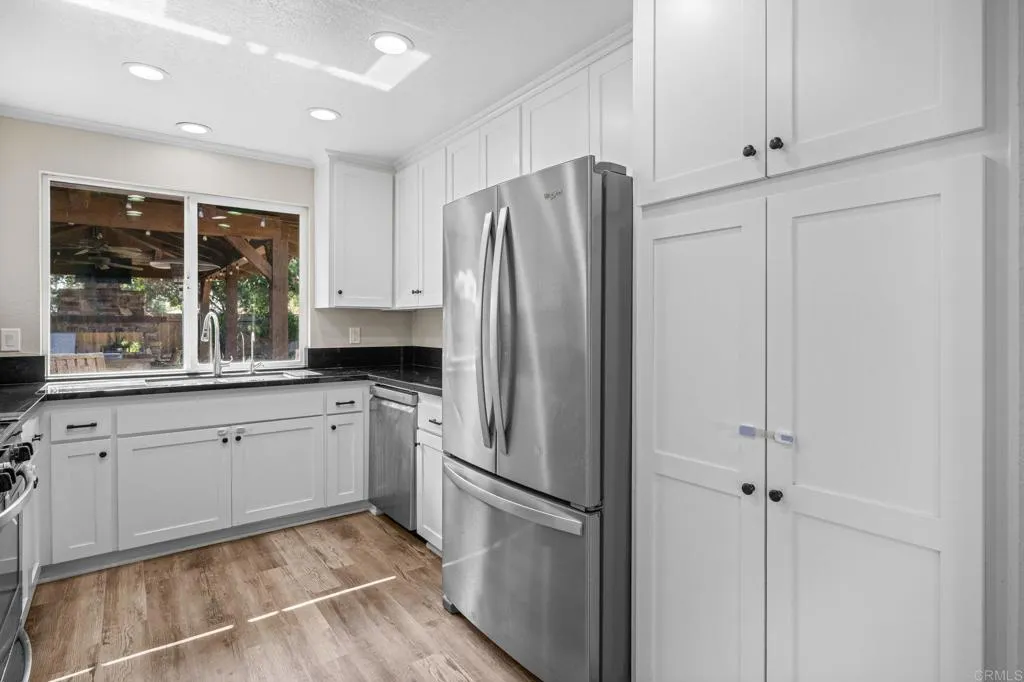 https://cdn.realtyfeed.com/cdn/127/306564959/480d044cae96d41d9cb33f72e9d820fc.webp