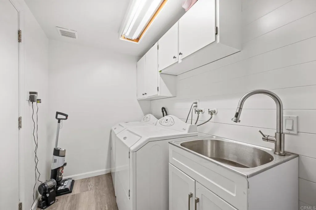 https://cdn.realtyfeed.com/cdn/127/306564959/c84468a5c314ff4032fc8d871a62fa80.webp