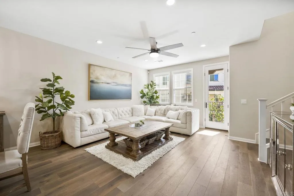 https://cdn.realtyfeed.com/cdn/127/306564970/004f0aa2e9ec3152e3deaf81c1ee7c80.webp
