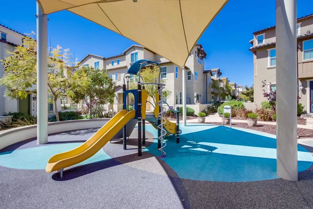 https://cdn.realtyfeed.com/cdn/127/306564970/ea332855ca741a372b67bbc7155a9aaa.webp