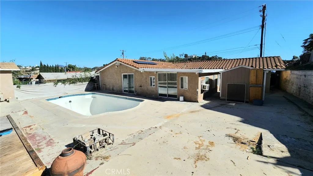 https://cdn.realtyfeed.com/cdn/127/306565005/308dfad47757af48f88f80f270f9a60b.webp