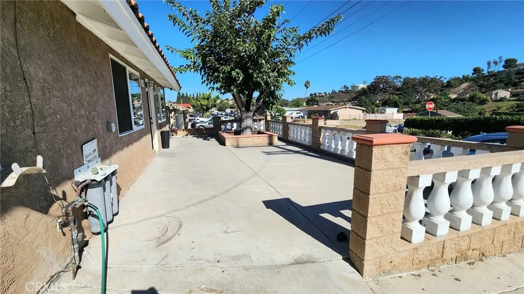 https://cdn.realtyfeed.com/cdn/127/306565005/d5254f50557d3abbbabbdd3cc5a54b8a.webp