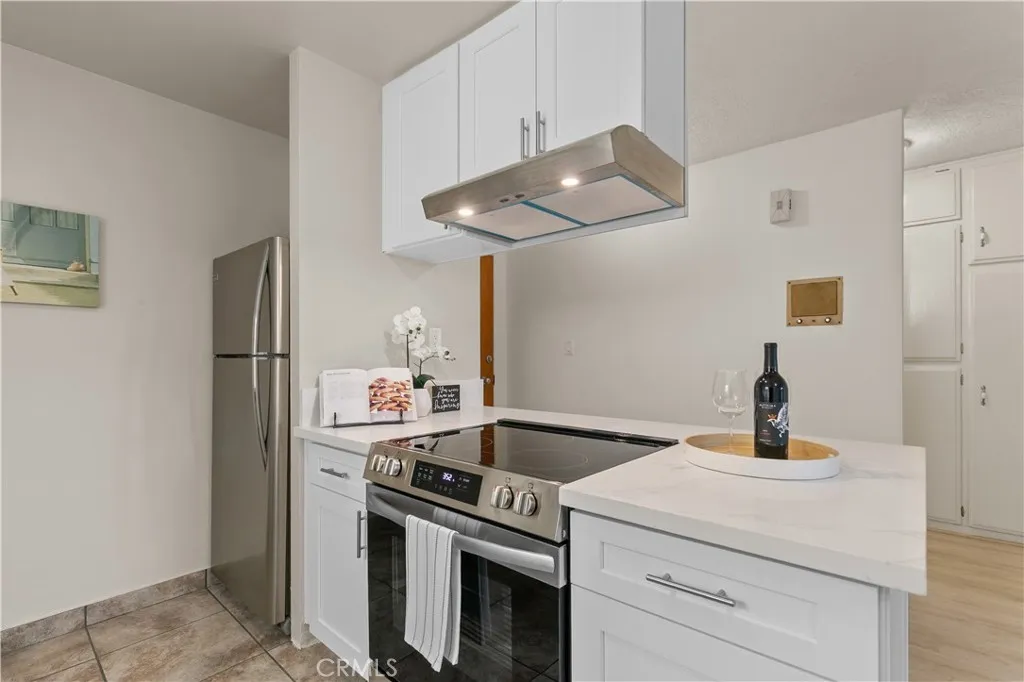 Photo #6: ND25238132 Listing 