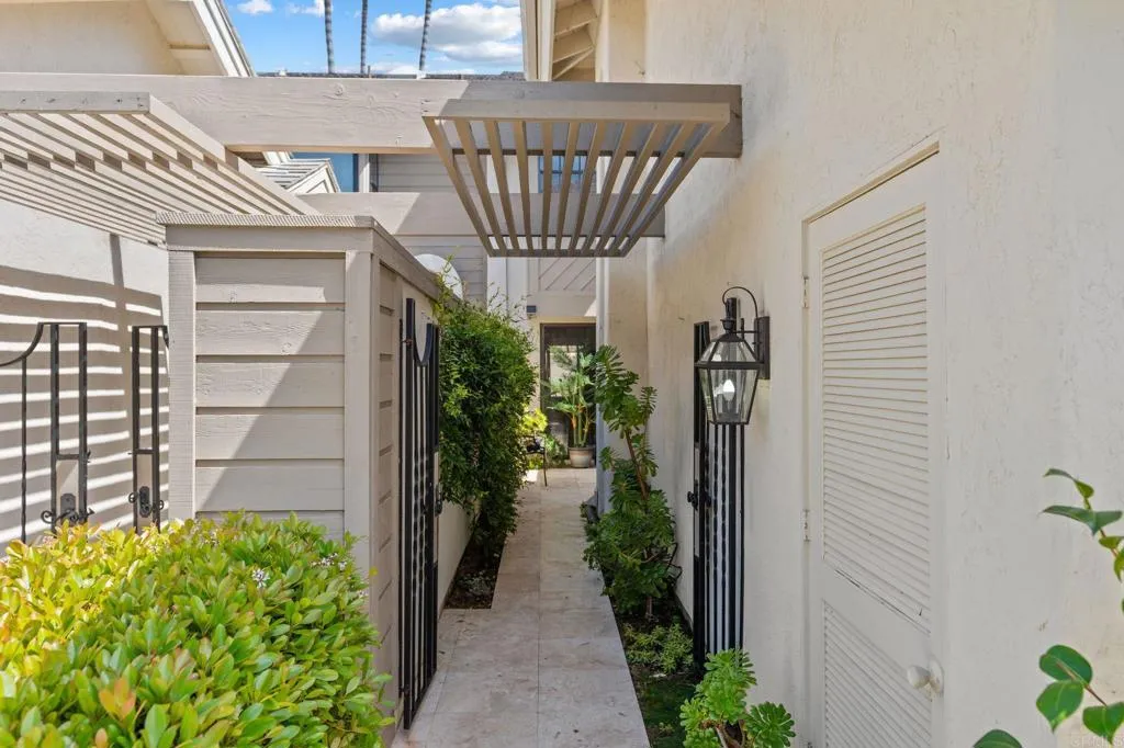 https://cdn.realtyfeed.com/cdn/127/306565024/0a974a52571900738add83797cd8ab4a.webp