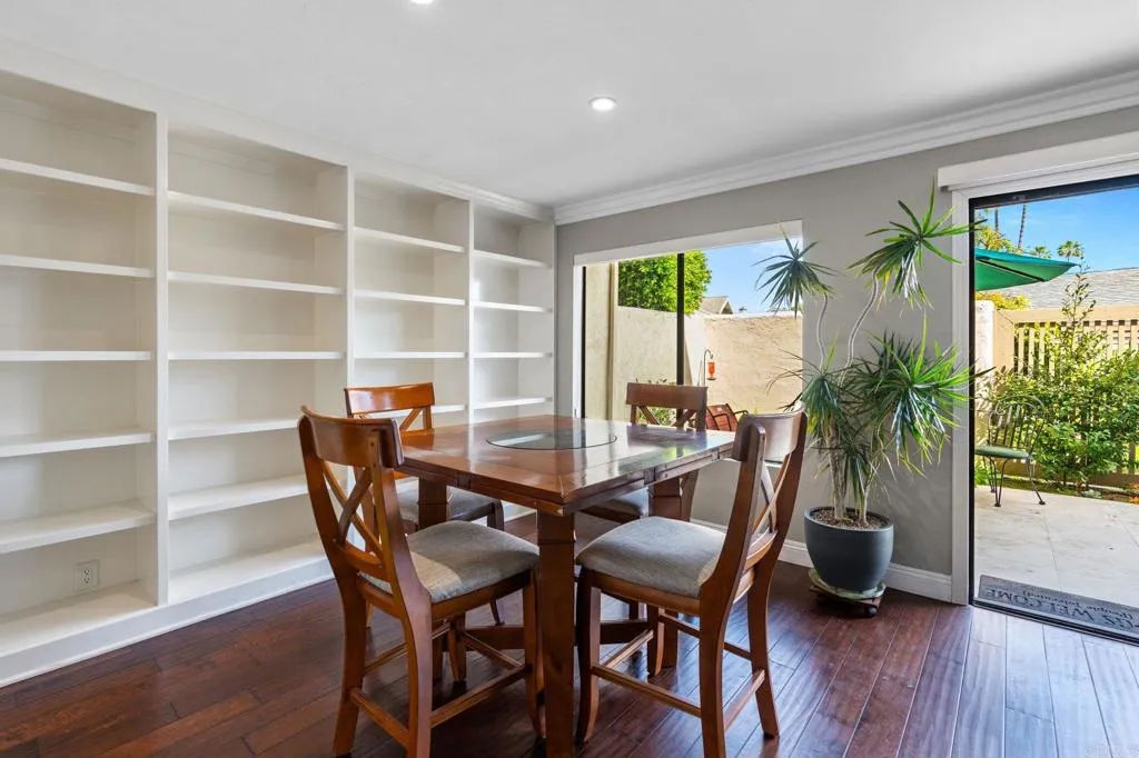 https://cdn.realtyfeed.com/cdn/127/306565024/4db22bf74475c6ee4693182be3aeb867.webp