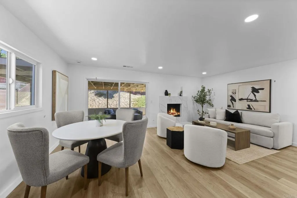 https://cdn.realtyfeed.com/cdn/127/306565102/1a815f9a75f6dc06dc5e1cff0ecaeea0.webp