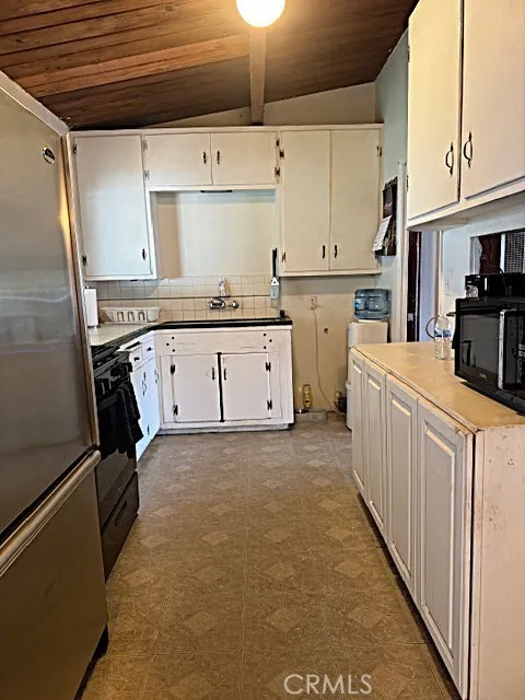https://cdn.realtyfeed.com/cdn/127/306565105/37e519be0c618b2108efabb5d02d89e3.webp