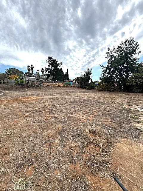 https://cdn.realtyfeed.com/cdn/127/306565105/626a26f75b70431c5f4c9f5970b5ded5.webp