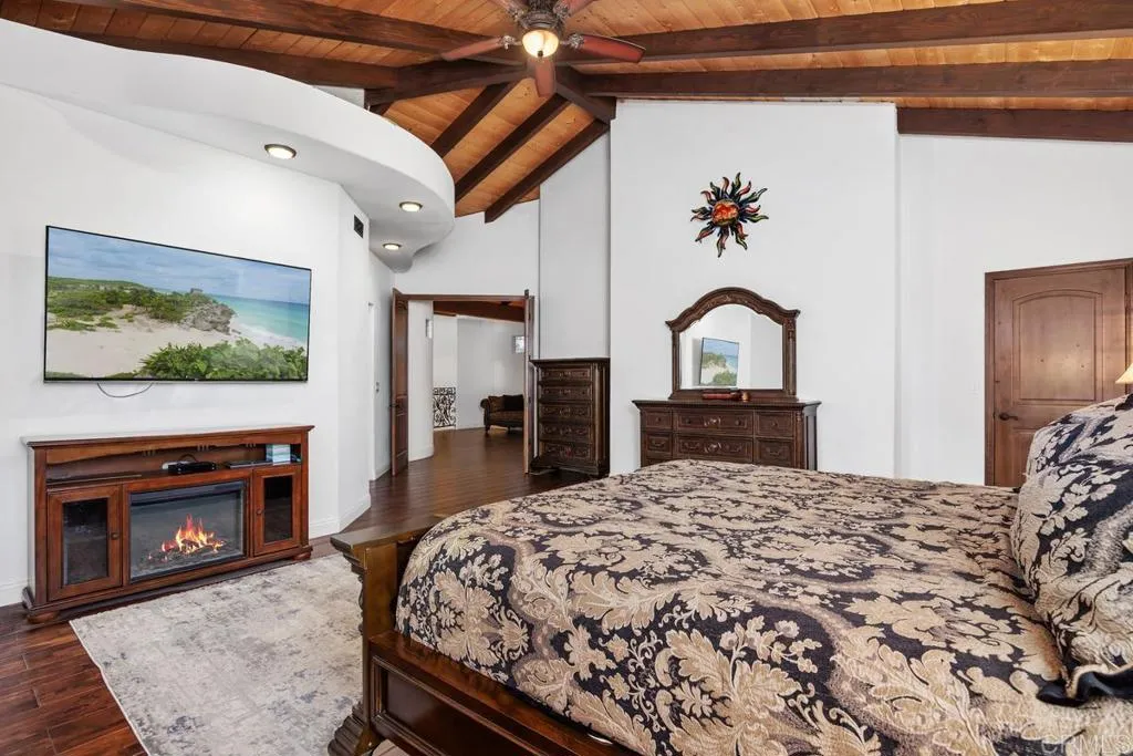 https://cdn.realtyfeed.com/cdn/127/306565297/193ebeb4933705aa095a47ebf0530f40.webp