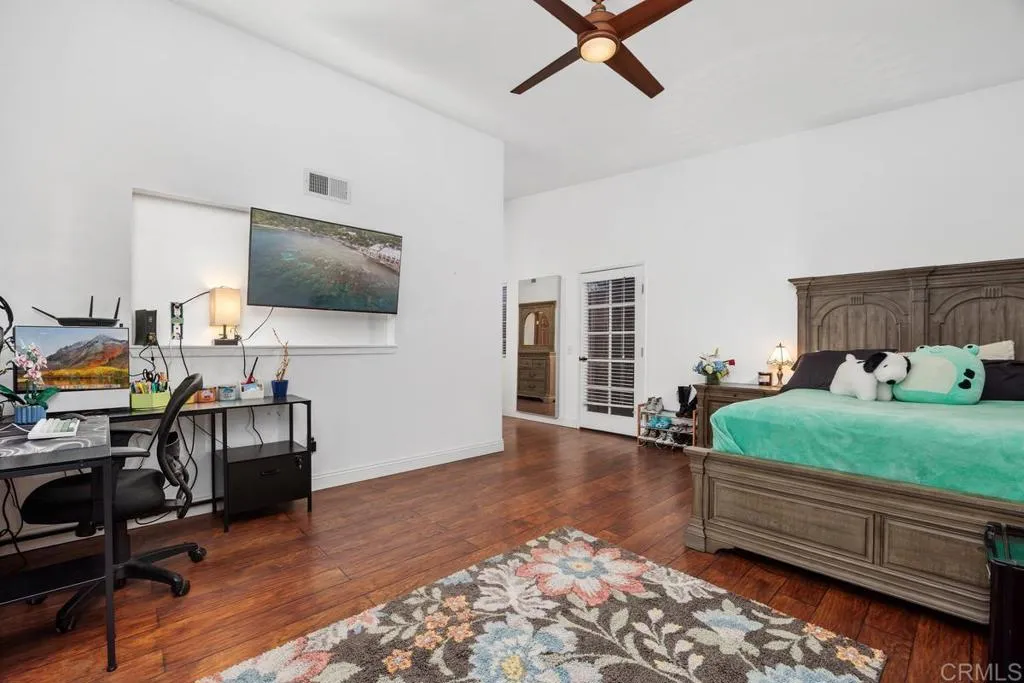 https://cdn.realtyfeed.com/cdn/127/306565297/43ac8896e359de945804397af822ae6c.webp
