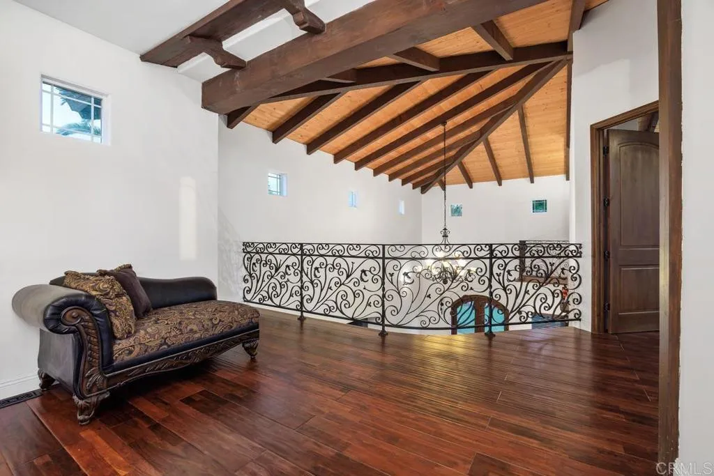 https://cdn.realtyfeed.com/cdn/127/306565297/7884a87da139feae16d0d0630a08f0d0.webp