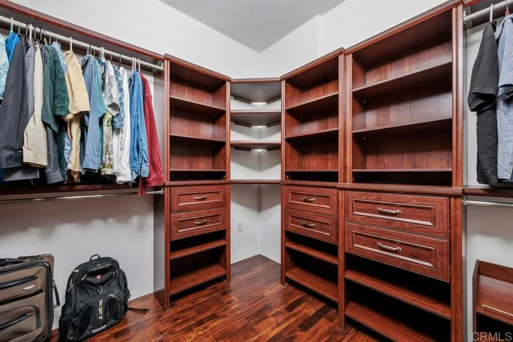 https://cdn.realtyfeed.com/cdn/127/306565297/c4389ab7b258632ad6d785c223669832.webp