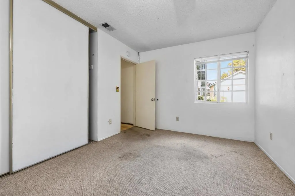https://cdn.realtyfeed.com/cdn/127/306565440/822e06e7561ea6acdb2d8f63da40de1f.webp
