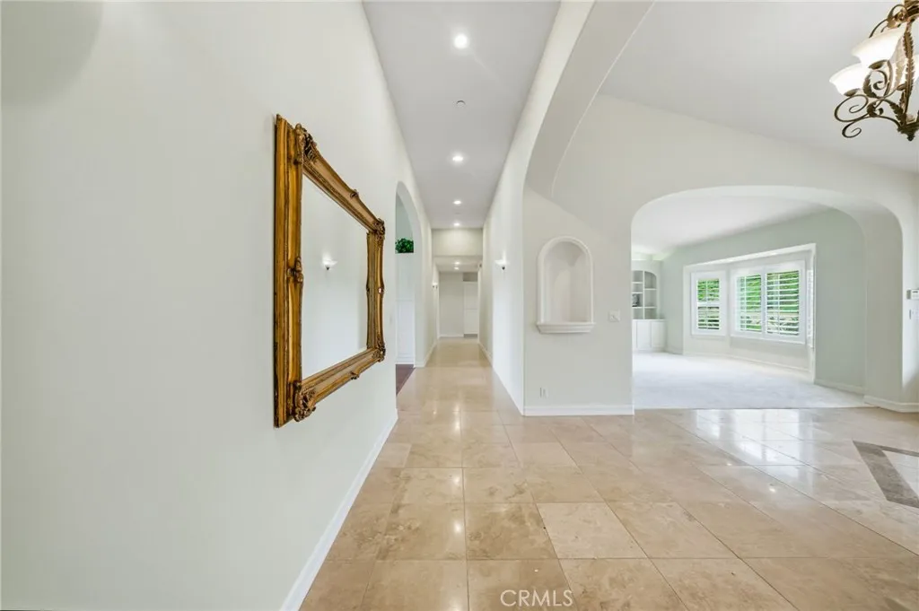 https://cdn.realtyfeed.com/cdn/127/306565443/1c25972272f3e1214ce45265eccb29bb.webp
