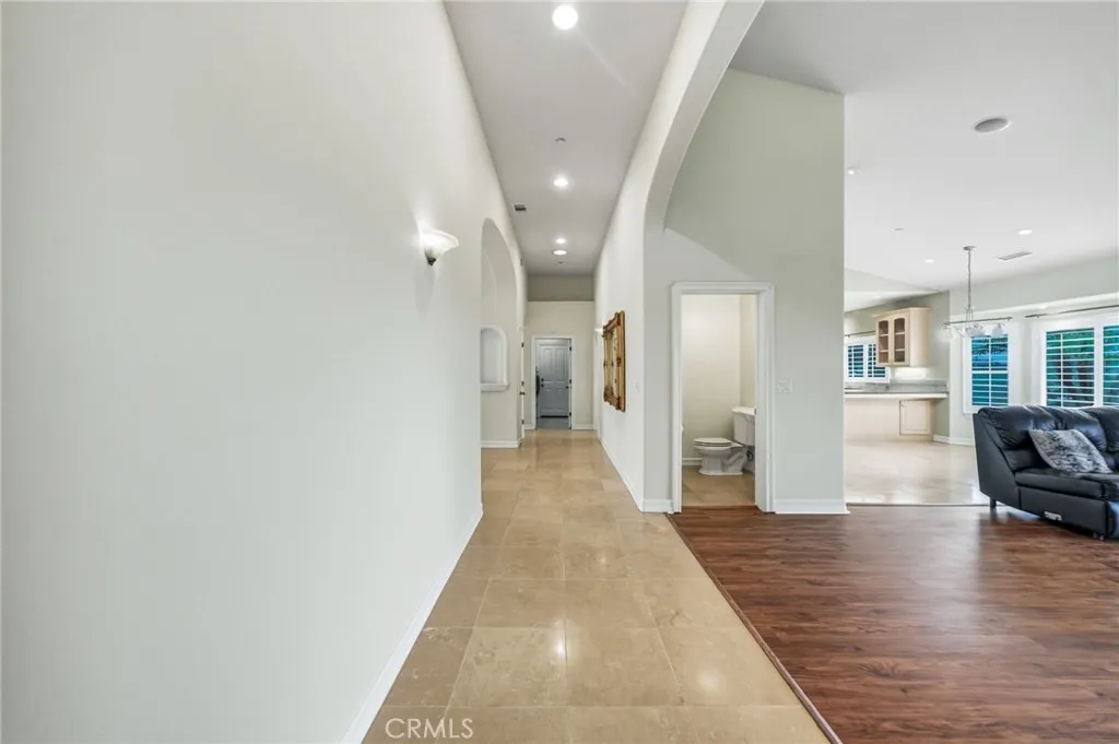 https://cdn.realtyfeed.com/cdn/127/306565443/42a0196f1969dedb07a2585d911b13f5.webp