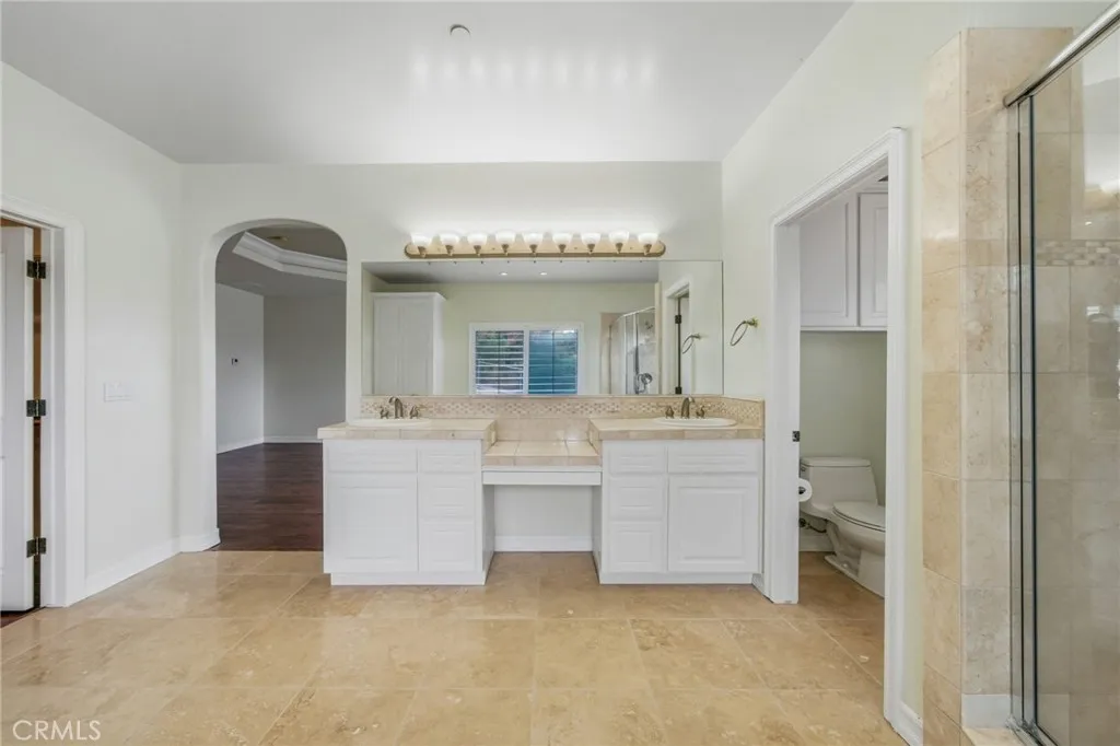 https://cdn.realtyfeed.com/cdn/127/306565443/5bae35ca81eed8cc9f6db51c1ae99879.webp