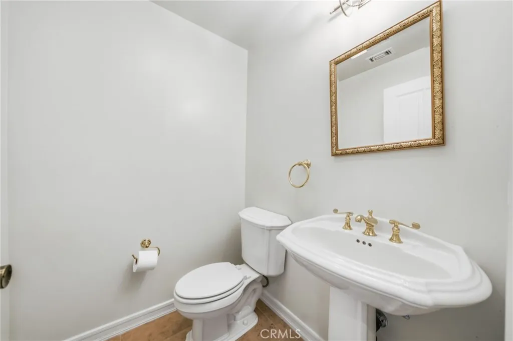 https://cdn.realtyfeed.com/cdn/127/306565443/88b5d119b600cb918cabdafc2d1a0738.webp