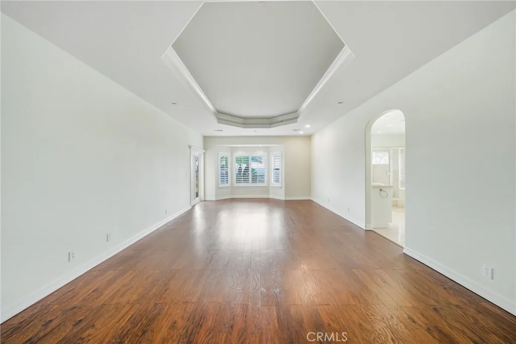 https://cdn.realtyfeed.com/cdn/127/306565443/beff1e4b4b2e00124978b606997c6d11.webp