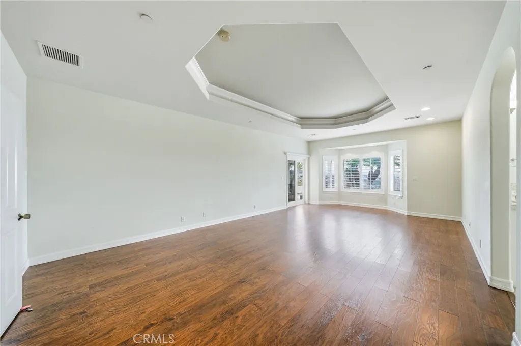 https://cdn.realtyfeed.com/cdn/127/306565443/ca67ab860e9672b61119fadbe9933189.webp