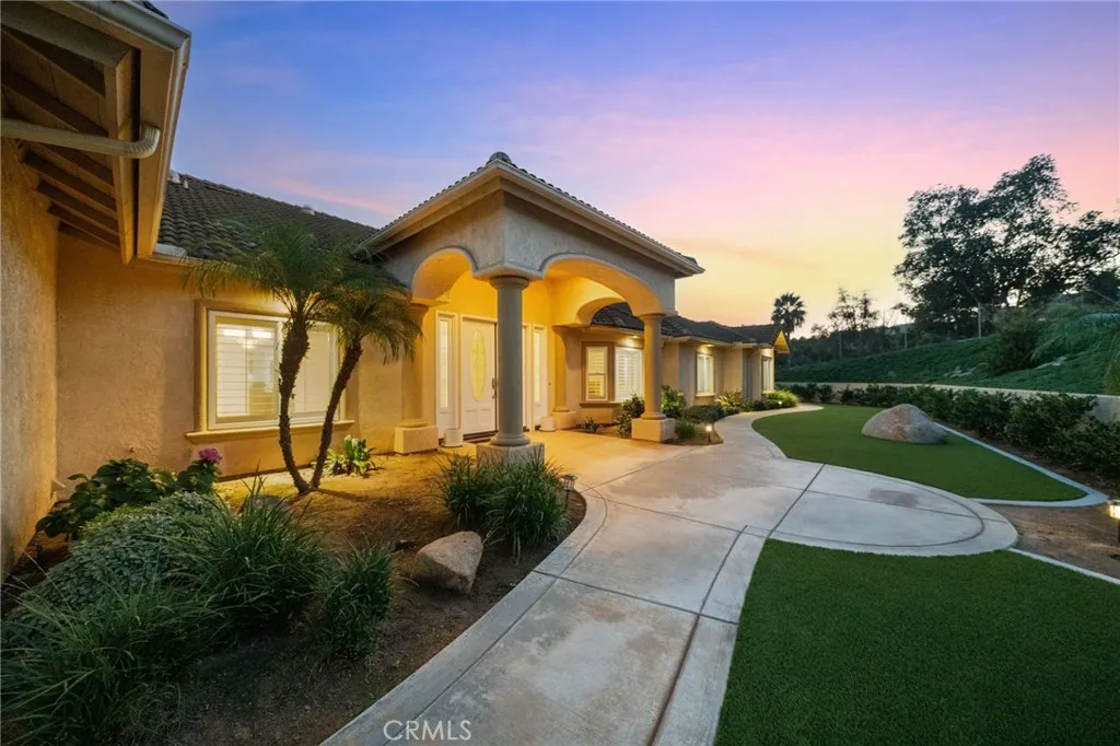 https://cdn.realtyfeed.com/cdn/127/306565443/dd0a96162eee2195f81aecb583b810f2.webp