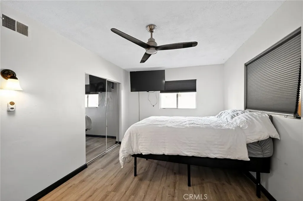 https://cdn.realtyfeed.com/cdn/127/306565556/e45b8993f6ccd9996d1a7fd37f63f0f4.webp